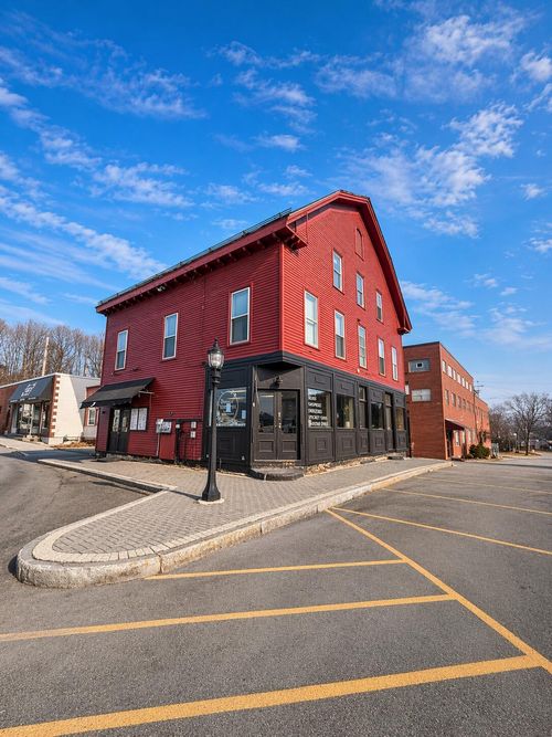 46 Center Street, Brewer, ME, 04412 | Card Image