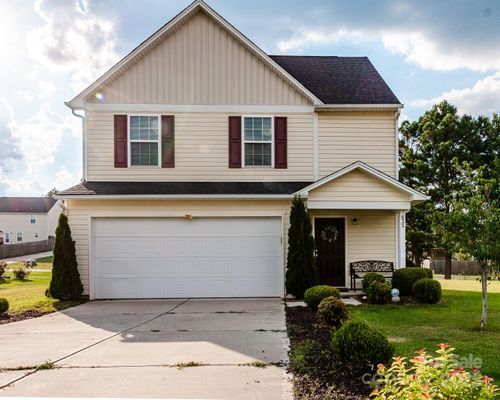 635 Scarlet Leaf Ln, Oakboro, NC, 28129-9612 | Card Image