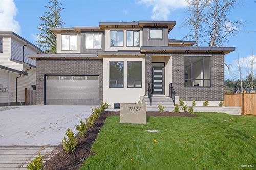 19727 31b Ave, Langley, BC, V2Z0B2 | Card Image