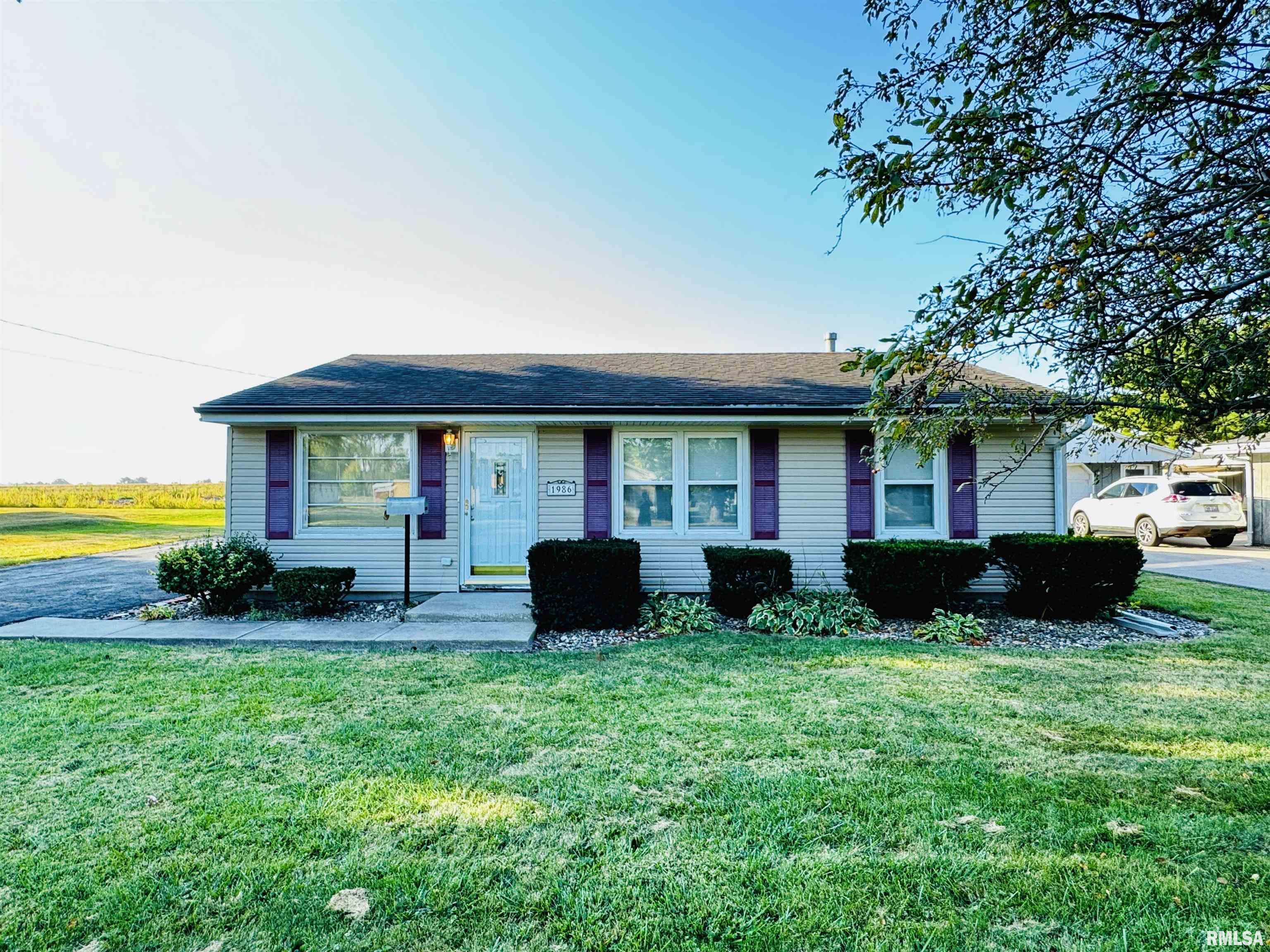 1986 Drive, For Sale in Galesburg eXp Realty