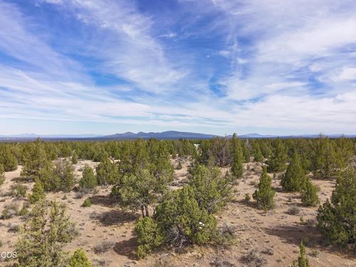 253 Nw Maple Lane, Prineville, OR, 97754 | Card Image