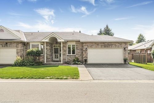 105 Northernbreeze St, Mount Hope, ON, L0R1W0 | Card Image