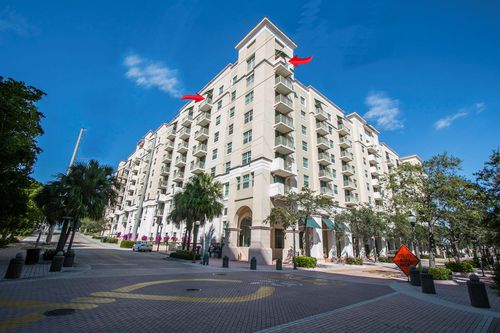 apt-824-610 Clematis St, West Palm Beach, FL, 33401-5326 | Card Image