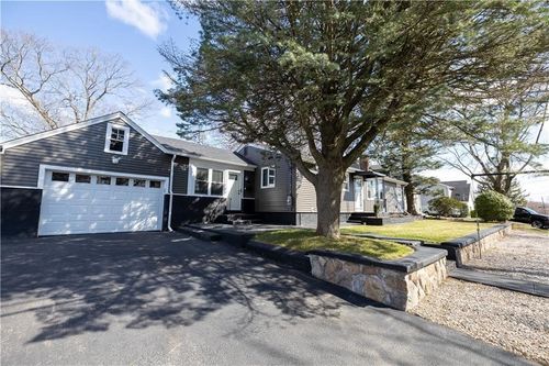 96 Merchant St, North Providence, RI, 02911-2320 | Card Image