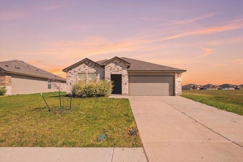 7009 Llano Dr, China Spring, TX, 76633-3015 | Card Image