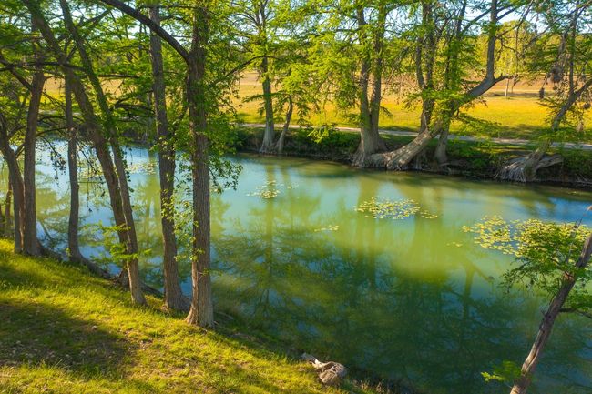 View of water feature | Image 7