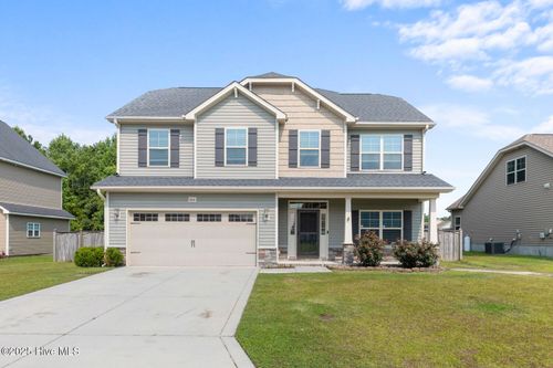 804 Tuscarora Trl, Jacksonville, NC, 28546-6403 | Card Image
