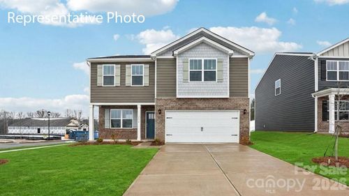 472 Dazzle Loop, Newton, NC, 28658-9345 | Card Image