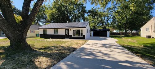 1816 Westwood Dr, Twinsburg, OH, 44087-1245 | Card Image