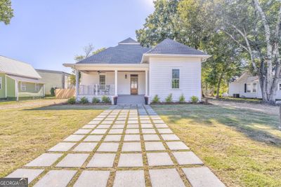 412 2nd Avenue, House other with 3 bedrooms, 2 bathrooms and null parking in Calhoun GA | Image 1