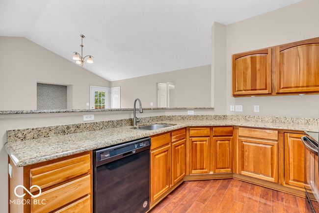 1139 Fernwood Way, Condo with 3 bedrooms, 2 bathrooms and null parking in Plainfield IN | Image 13