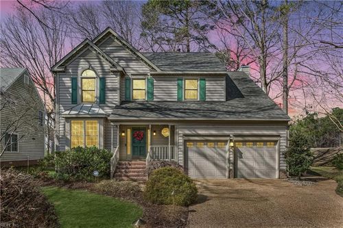 305 Hollingsworth Ct, Yorktown, VA, 23693-5537 | Card Image