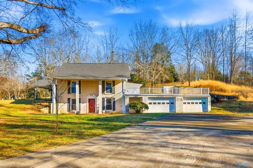 220 Hammond St, Anderson, AL, 35610-3738 | Card Image