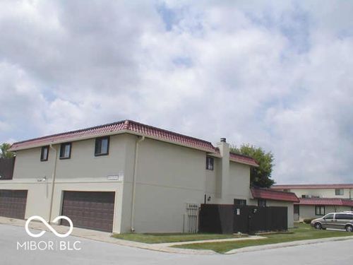 2866 Punto Alto Ct, Indianapolis, IN, 46227-6146 | Card Image
