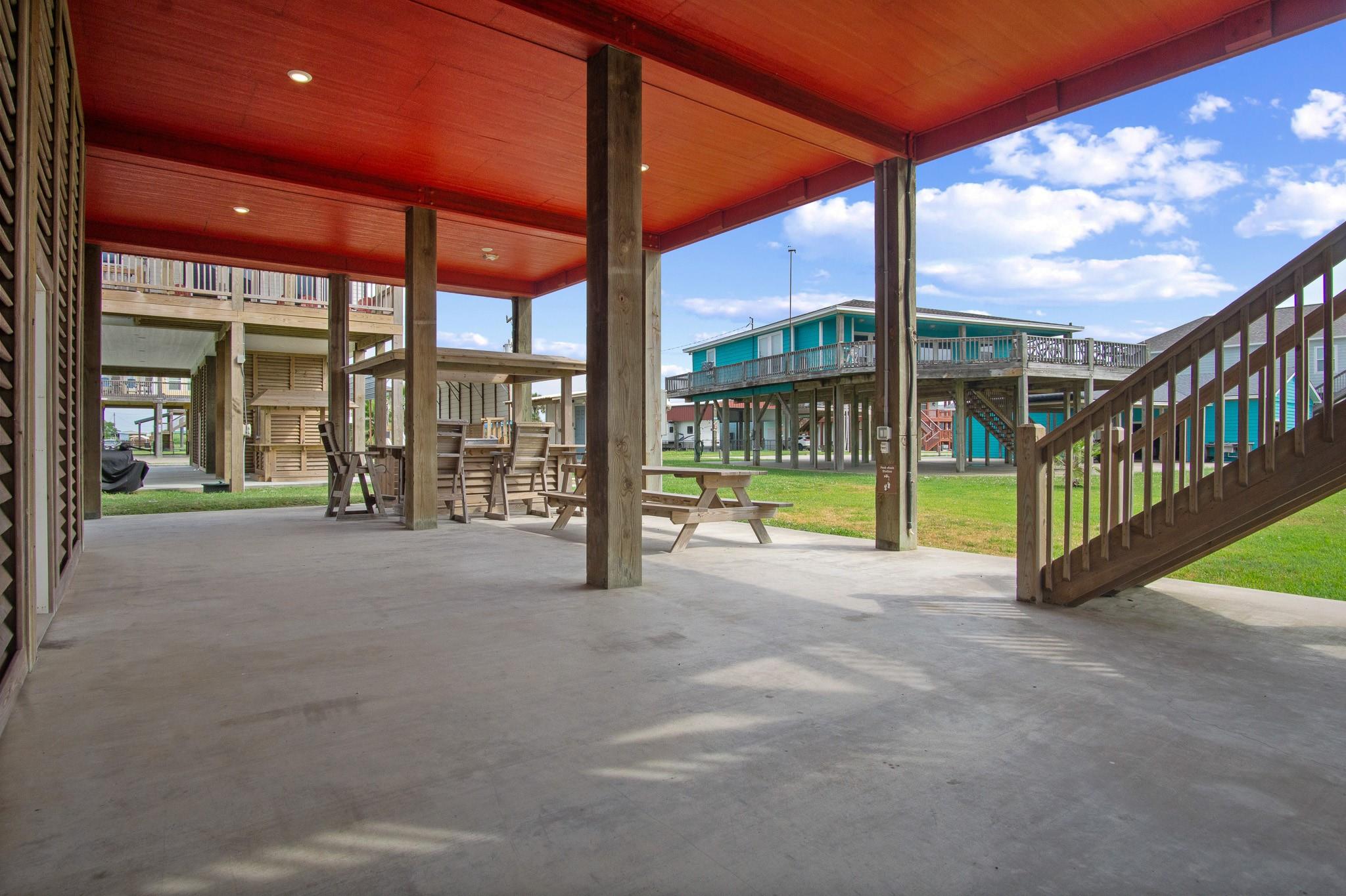 Residential in Crystal Beach 5