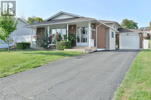 862 Kedrosky Drive, Renfrew, ON, K7V4E2 | Card Image