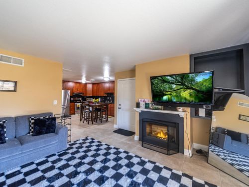 2286 Piccardo Circle, Stockton, CA, 95207 | Card Image
