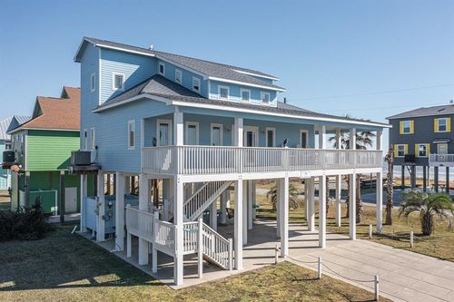 1325 Emerald Dr, Crystal Beach, TX, 77650 | Card Image