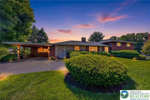 100 S Greenwood Ave, EASTON, PA, 18045-2547 | Card Image