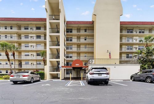 209-3951 Via Poinciana, Lake Worth, FL, 33467-2931 | Card Image
