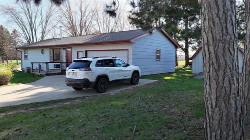 N5905 18th Pl, Black River Falls, WI, 54615-5977 | Card Image