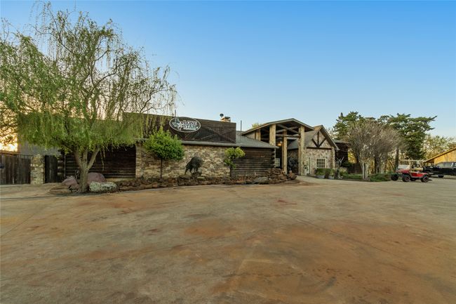 14159 Marion Downs Trl, House other with 4 bedrooms, 3 bathrooms and null parking in Pilot Point TX | Image 11