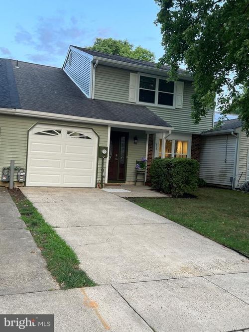 115 Banwell Ln, MOUNT LAUREL, NJ, 08054-3341 | Card Image