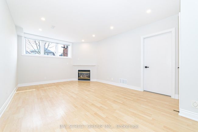15A Silver Stream Ave, House attached with 3 bedrooms, 4 bathrooms and 2 parking in Richmond Hill ON | Image 37