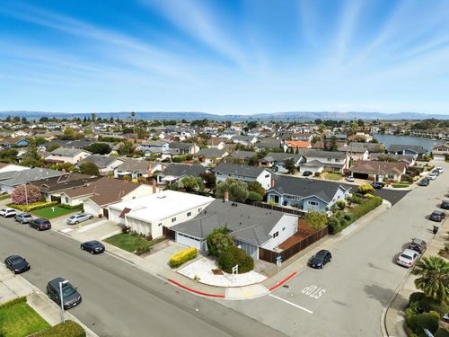 1100 Bounty Dr, Foster City, CA, 94404-1827 | Card Image