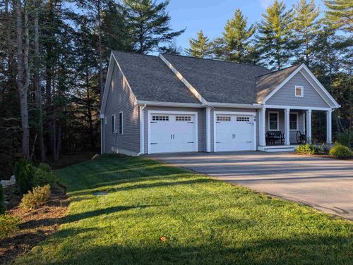 48 Three Ponds Dr, Brentwood, NH, 03833-6659 | Card Image