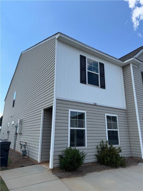 108 Adger Rd, Pendleton, SC, 29670-9294 | Card Image