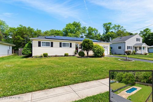 114 Wynnewood Ct, Freehold, NJ, 07728-2813 | Card Image