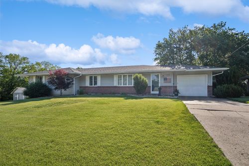 1005 S Roche Street, Knoxville, IA, 50138 | Card Image