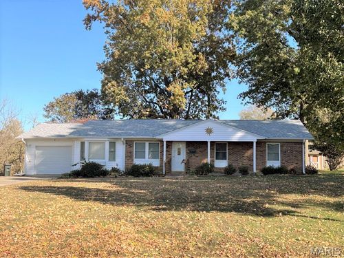 5 Kelly St, Dexter, MO, 63841-1979 | Card Image