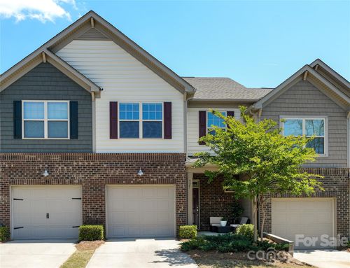 527 Common Raven Ct, Fort Mill, SC, 29715-1301 | Card Image