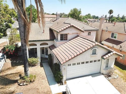 531 Wheeler Cir, Corona, CA, 92879-1173 | Card Image