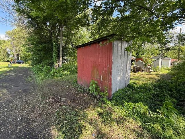 View of shed | Image 24