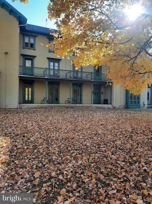 apt-c1-12 S Filbert St, MECHANICSBURG, PA, 17055-6551 | Card Image