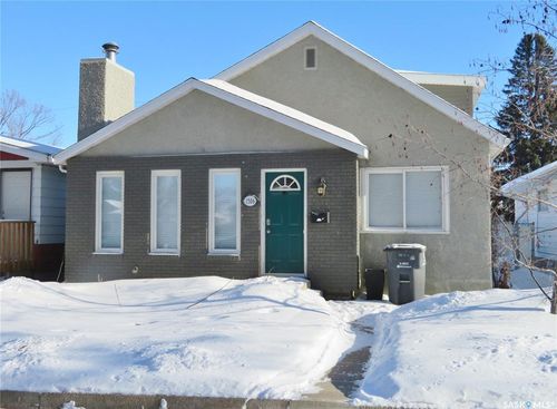 1506 Av E N, Saskatoon, SK, S7L1T8 | Card Image