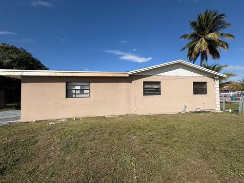 20352 Nw 39th Ct Court, MIAMI GARDENS, FL, 33055 | Card Image
