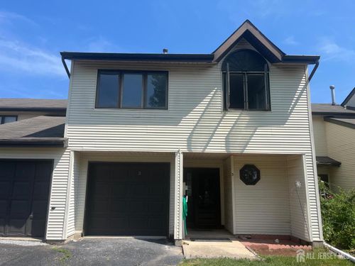 3 Plum Ct, Flemington, NJ, 08822-3007 | Card Image