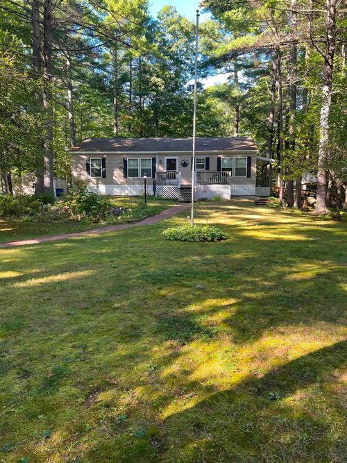 40 Wildwood Way, Conway, NH, 03813 | Card Image