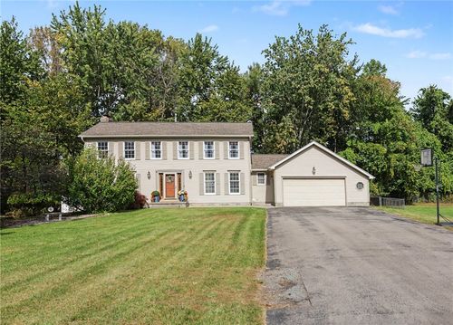 619 Galbro Cir, Webster, NY, 14580-1760 | Card Image