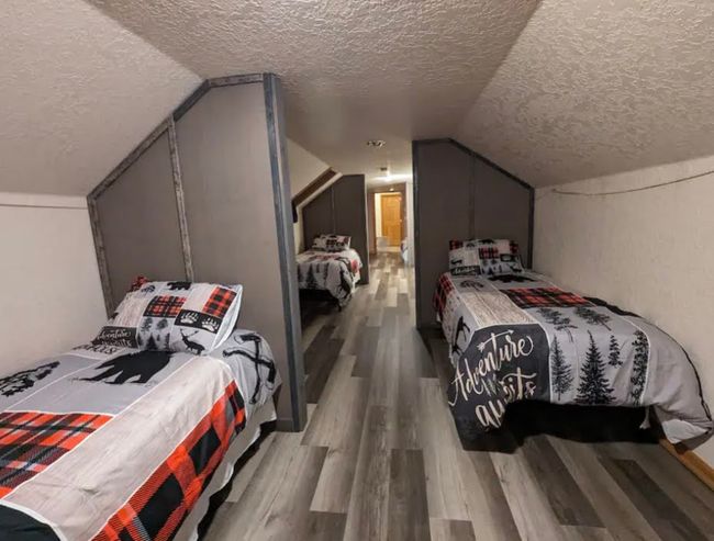 Bedroom featuring the ability to have multiple bed | Image 27