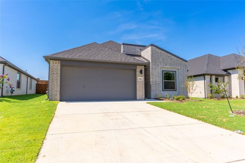 106 Eastwood Rd, Forney, TX, 75126-3741 | Card Image