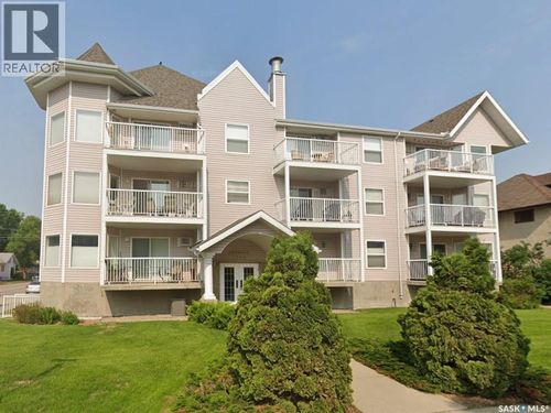 102-1202 1st Ave Nw, Moose Jaw, SK, S6H3N6 | Card Image