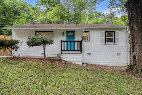 1130 Rebel Forest Dr Se, Atlanta, GA, 30315-8613 | Card Image