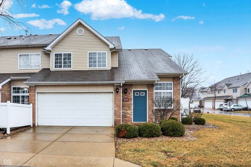 8150 River Mist Ln, Indianapolis, IN, 46237-8372 | Card Image