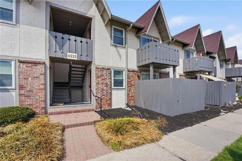2-6232 Robinson St, Overland Park, KS, 66202-3096 | Card Image