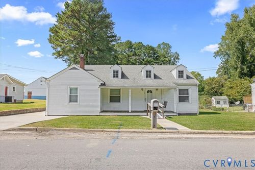 106 Sylvan Rd, Wakefield, VA, 23888-2933 | Card Image